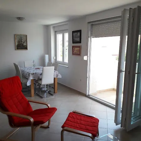 Pag Center Apartment Pag Town